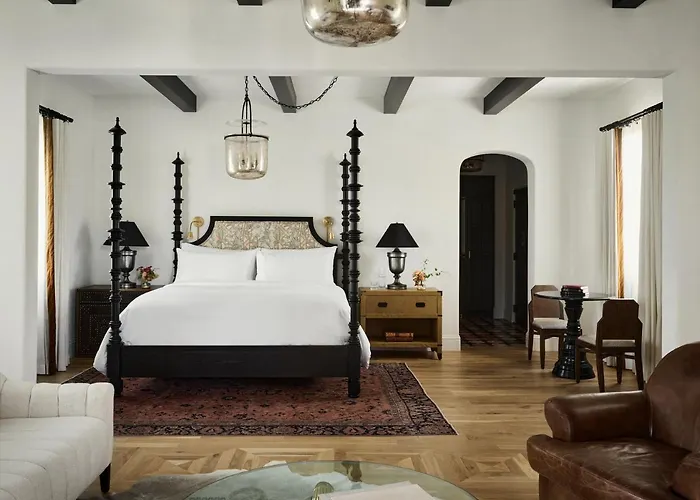 Commodore Perry Estate, Auberge Collection