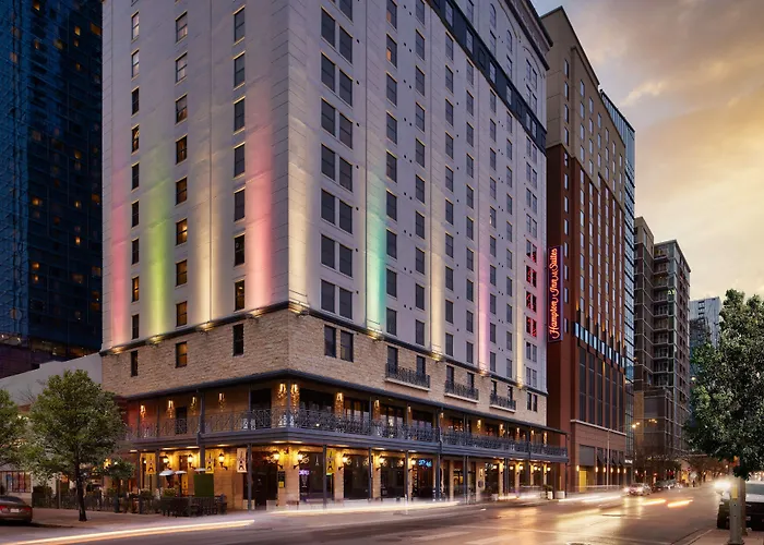 Cheap hotel: Hampton Inn & Suites Austin - Downtown