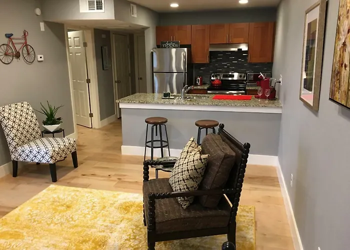 Vacation rental: Verandas At Uptown